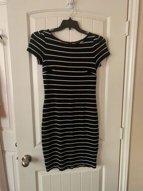 Ann Taylor Knit dress size 0